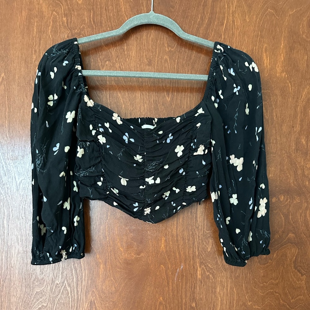 Aritzia Wilfred Cropped Blouse